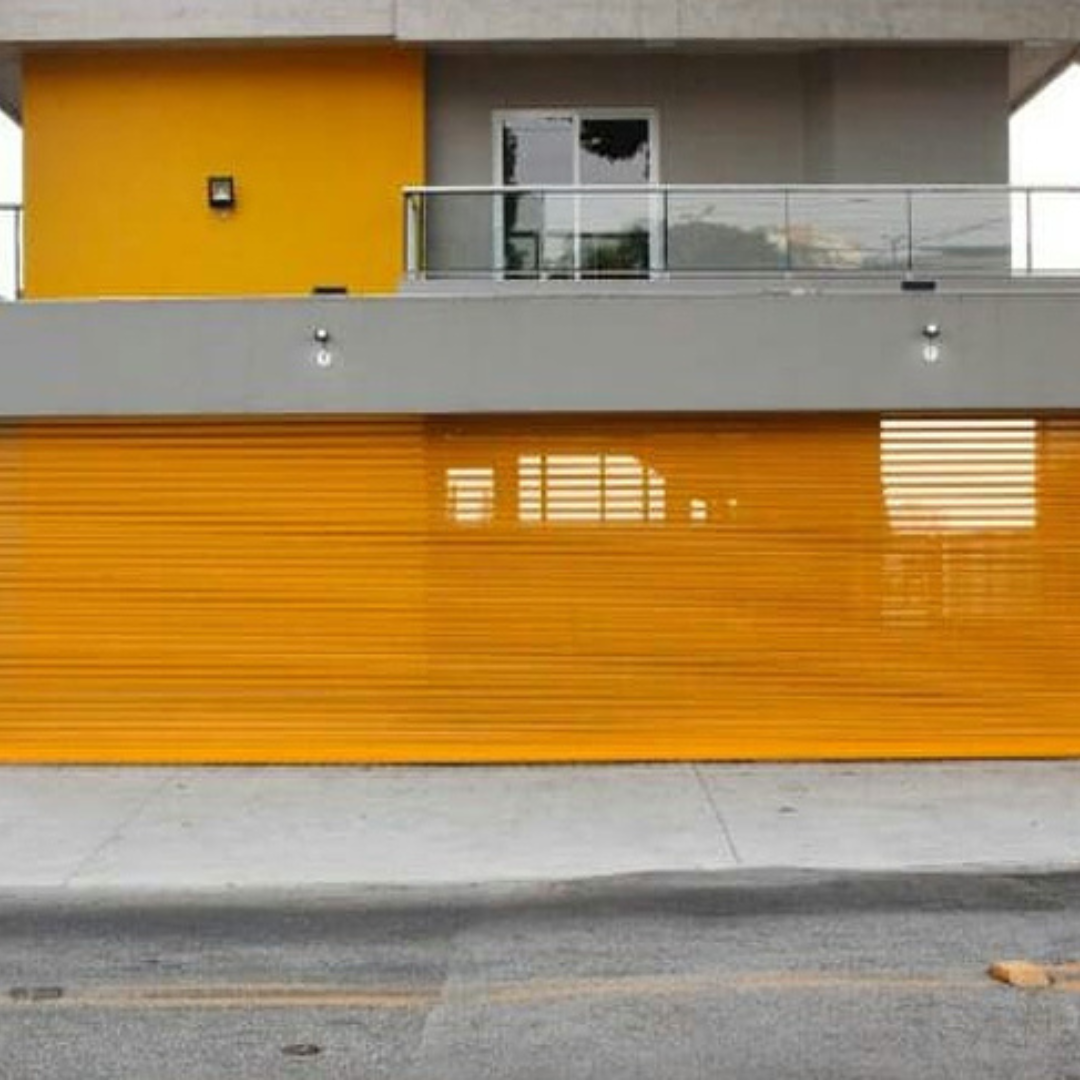 Porta de Enrolar Transvision | Segurança com Visibilidade