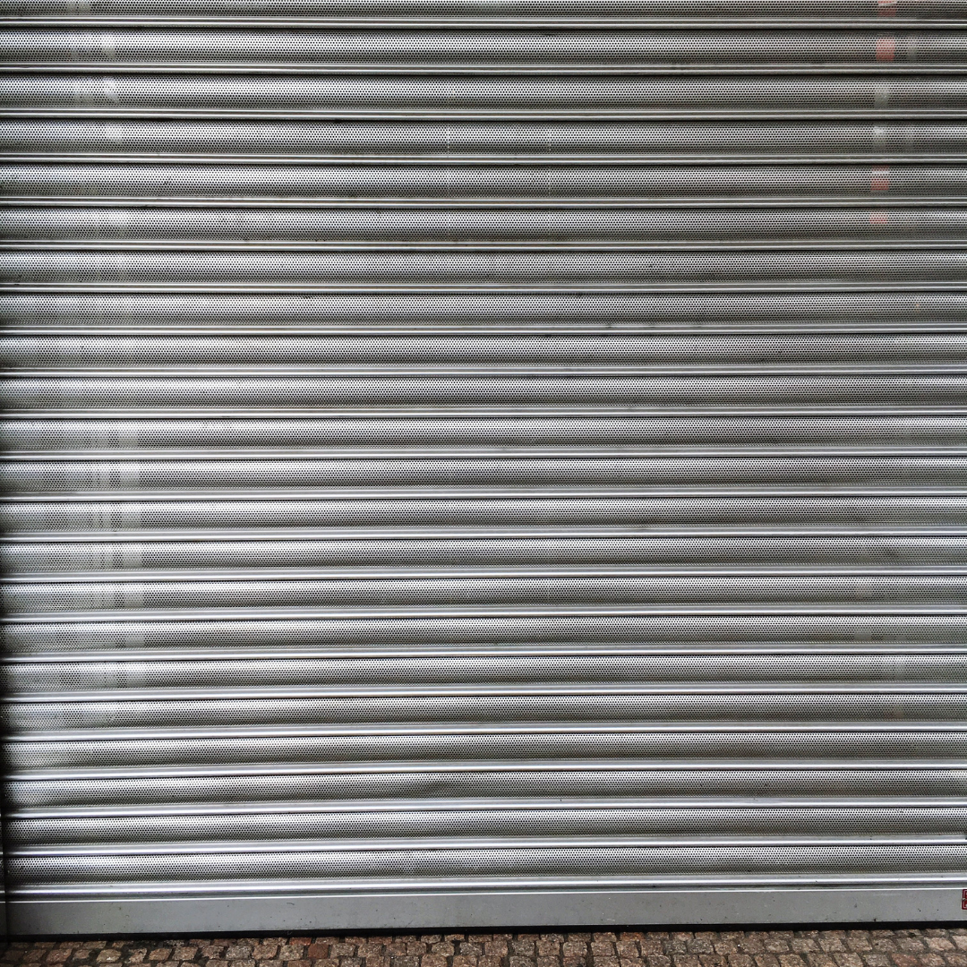 Porta de Enrolar de PVC | Leveza, Resistência e Modernidade