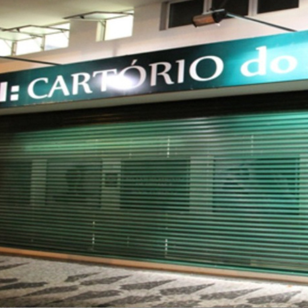 Porta de Enrolar Elétrica | Conforto, Segurança e Automação