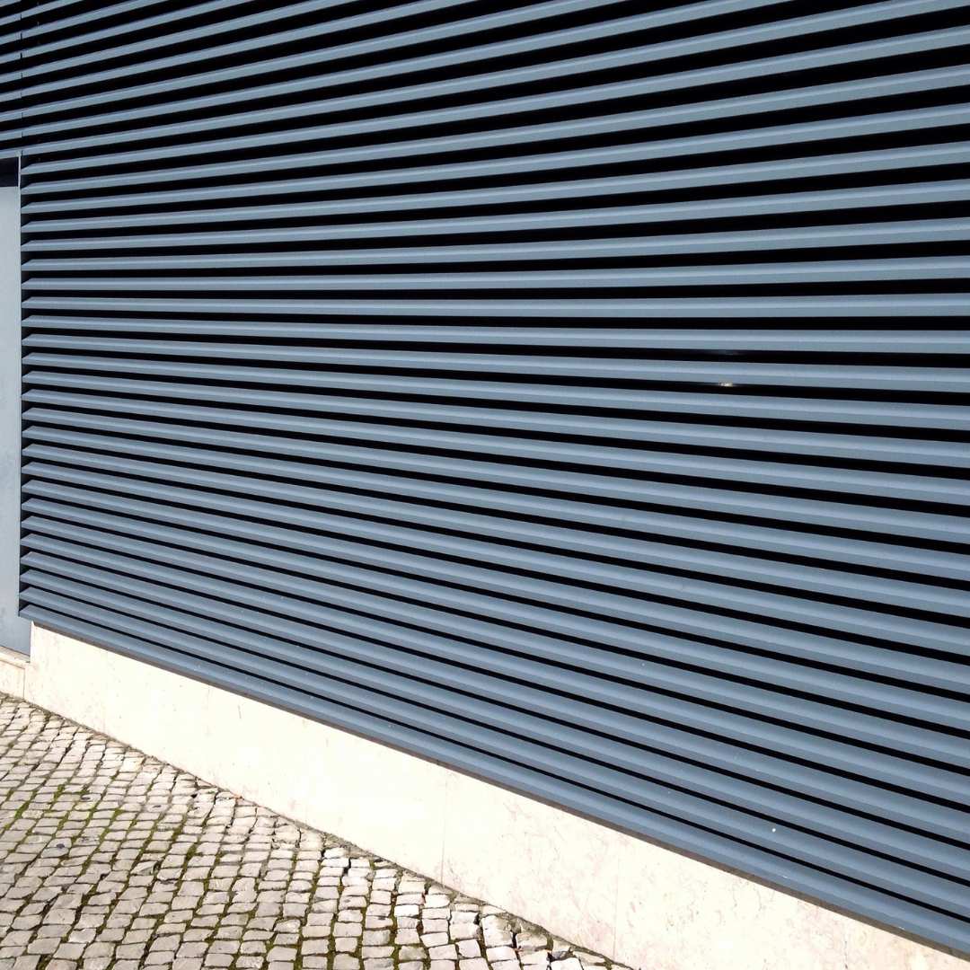 Porta de Aço na Saúde – Resistência e Modernidade para Seu Imóvel