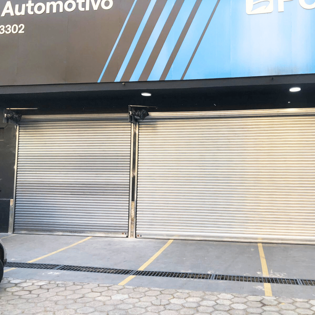 Porta de Aço Automática Pesada | Estrutura Extra Reforçada para Operações Severas